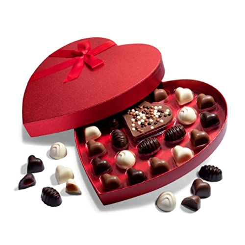 heart chocolate box