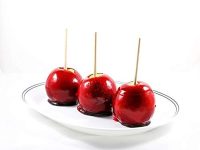 US Sweets Candy Apple 3 Pack - Granny Smith Apples Dipped in Sweet Red Cinnamon Candy | Candied Apples | Delicious Gift | Handmade in Small Batches | Guaranteed to Arrive Fresh