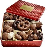 Chocolate Gift Basket for Christmas, Candy Food Gifts Arrangement Platter, Gourmet Snack Box, Birthday Present Idea, Corporate Him & Her, Men Women Family Parties- Bonnie & Pop (Christmas Gift)