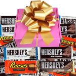 Chocolate Gift Box with 21pcs of Chocolate Candy - Indulging Assorted Chocolate Candy Bars Variety Pack with Hershey's Milk, Hershey's Almond, Reeses Peanut Butter, Cookies and Cream - Individually Wrapped Box of Chocolates Gift Basket (Pink Gift Box)