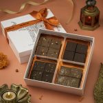 Chokola Sweet Memories of India | Indian chocolate | 100% Pure Couverture | Chocolate Gift Hamper | Assorted 32 Pieces Chocolates | 5 Ounce