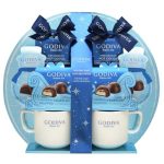 Godiva Holiday Duo Chocolate Gift Set - Milk Chocolate Covered Graham Crackers, Dark Hot Chocolate & Milk Chocolate Truffles - 1 Set