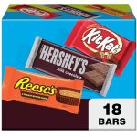 HERSHEY'S, KIT KAT and REESE'S Assorted Milk Chocolate, Christmas Candy Variety Box, 27.3 oz (18 Count)