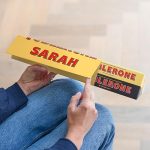 Personalized XL Toblerone with Name & Message - Personalized XL Toblerone Selection bar with the name and message of your choice and 8 delicious bars of milk, white and dark Toblerone chocolate orignial (XL - 800 grams)