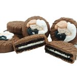 Philadelphia Candies Milk Chocolate Covered OREO Cookies, Bride and Groom Wedding Heart Gift Net Wt 8 oz