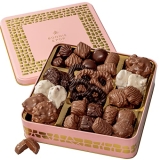 chocolate gift for girlfriend